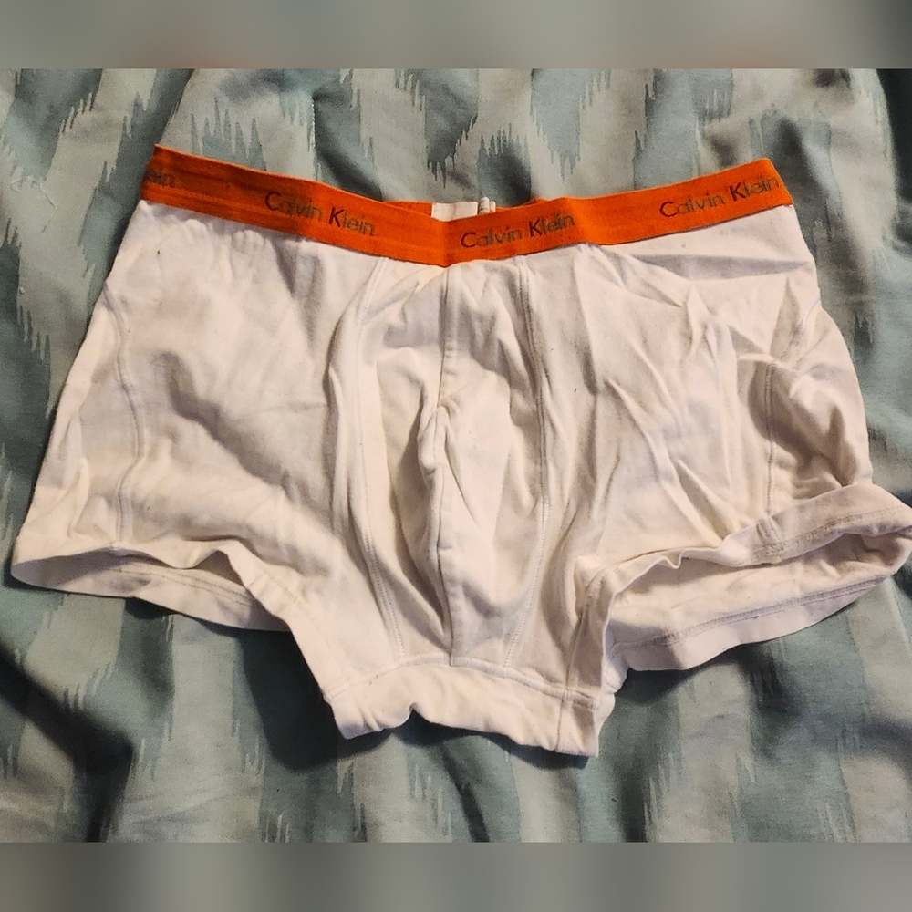 Calvin Klein Men's Size Medium White‎ Briefs with Orange Waistband